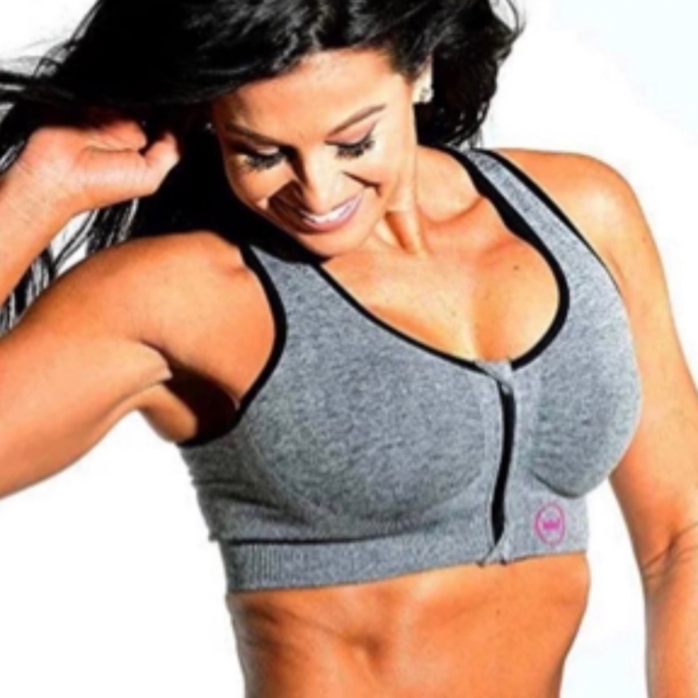 SHEFIT Small Sports Bra New!